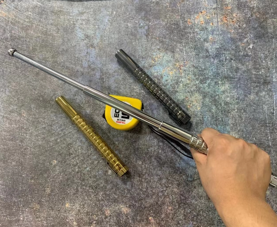 18 Inches Titanium Alloy Expandable Baton for Instant Defense
